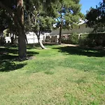 Townhouse 8 Minutes To Strip