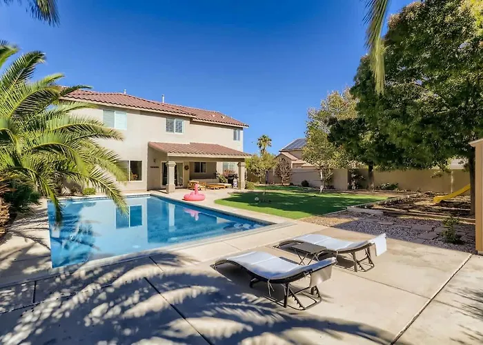 Spacious Luxury Desert Retreat With Heated Pool Putt Putt And A Playground For Family