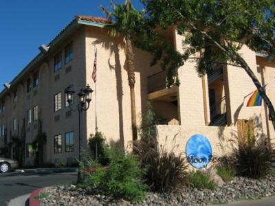 Hotel Blue Moon Gay 3*