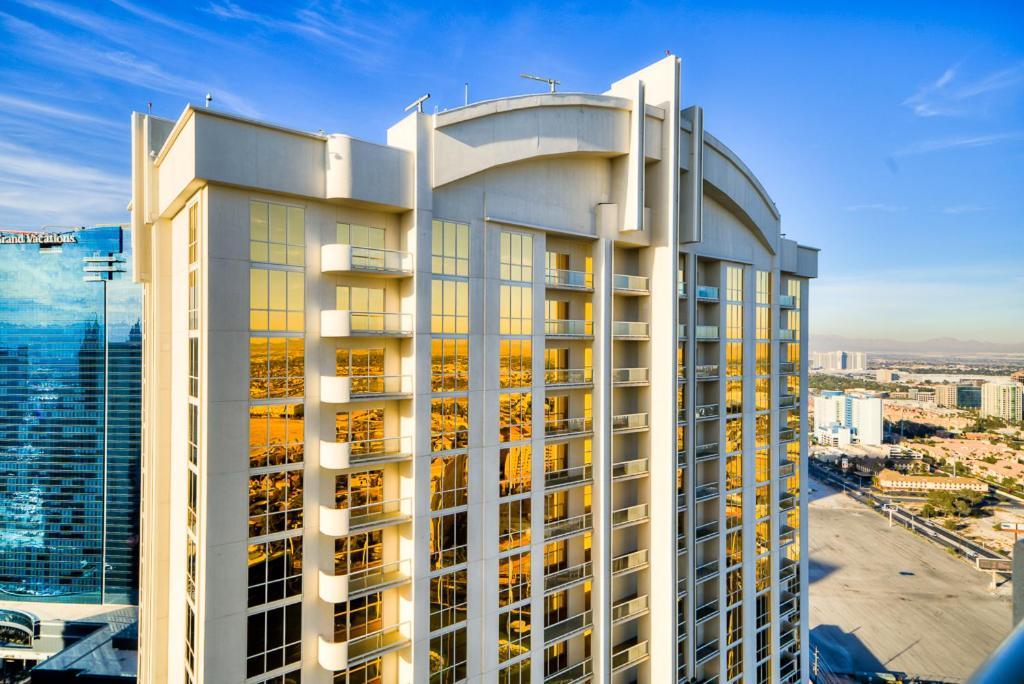 Jet Luxury Elite At The Signature 4*