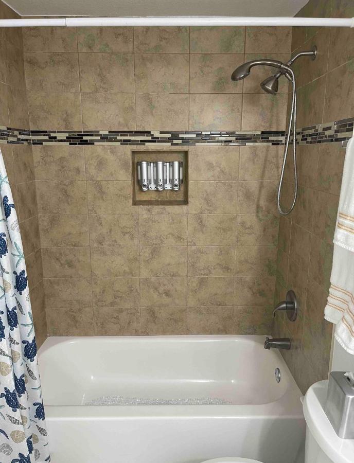 Cozy Studio…with Private Entrance Apartment