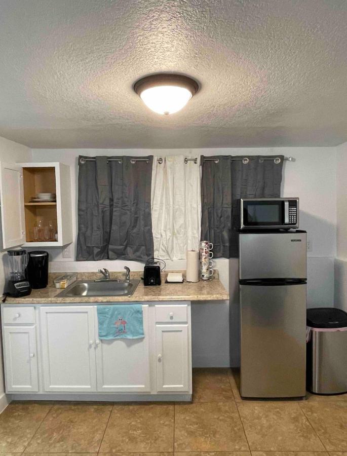 Cozy Studio…with Private Entrance