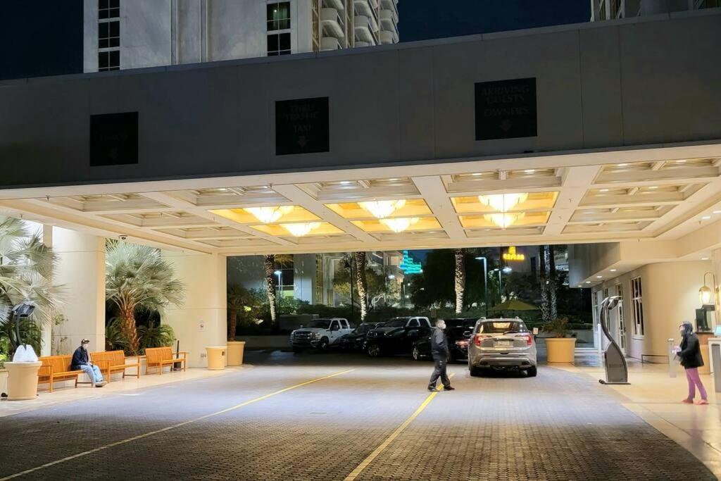 The Signature At Mgm Condo! Stunning Strip Views & No Fees!