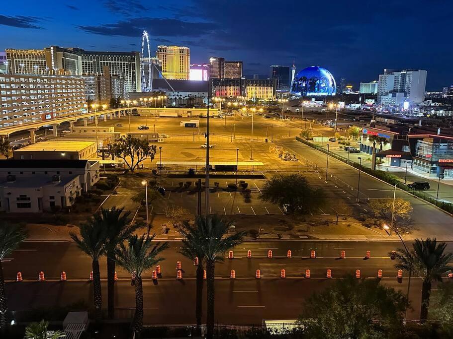 The Signature At Mgm Condo! Stunning Strip Views & No Fees! * Las Vegas