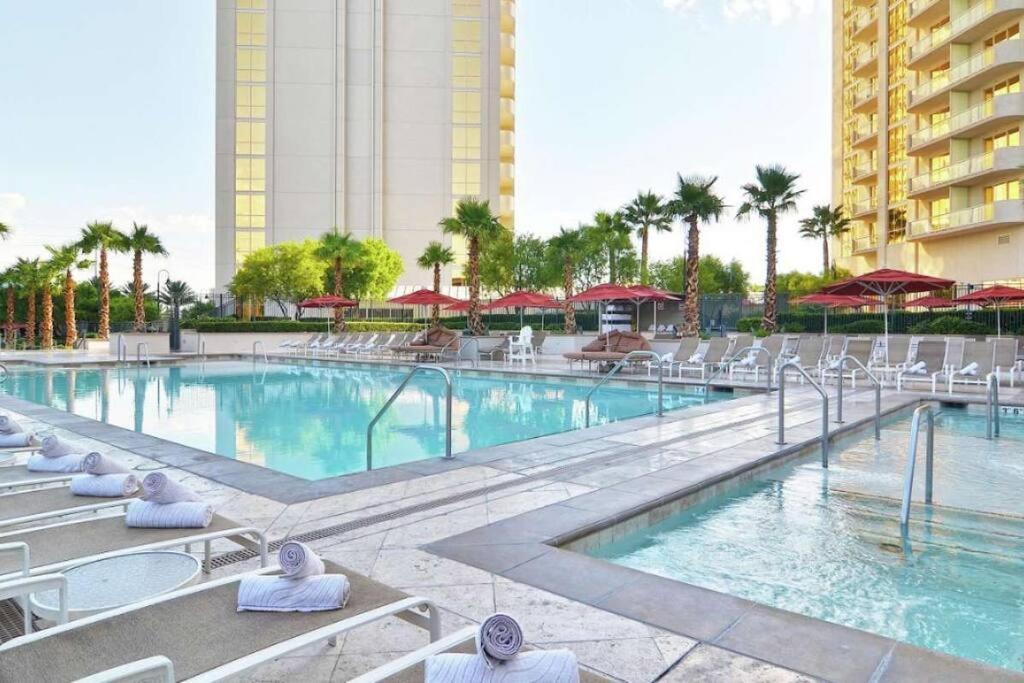 The Signature At Mgm Condo! Stunning Strip Views & No Fees! Apartment *