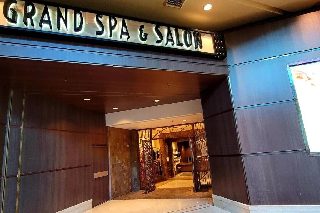 The Signature At Mgm Condo! Stunning Strip Views & No Fees! * Las Vegas