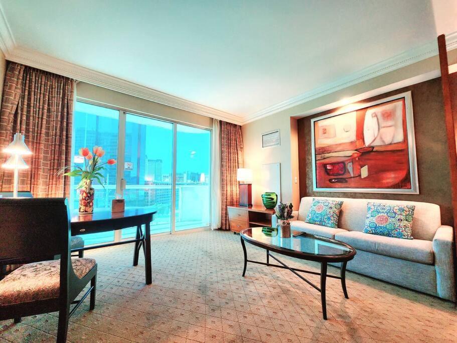 The Signature At Mgm Condo! Stunning Strip Views & No Fees!