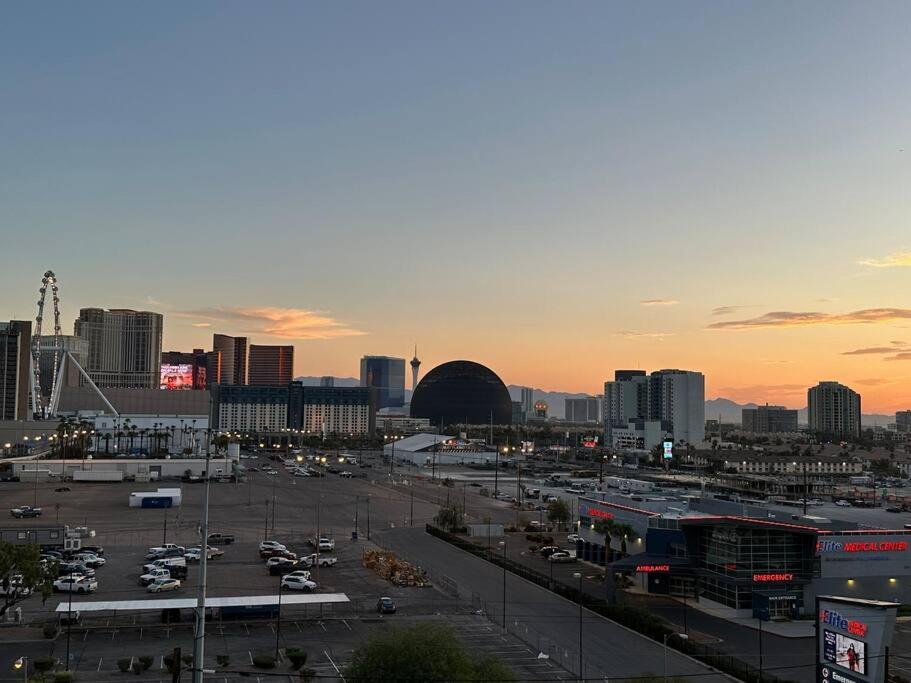 The Signature At Mgm Condo! Stunning Strip Views & No Fees!