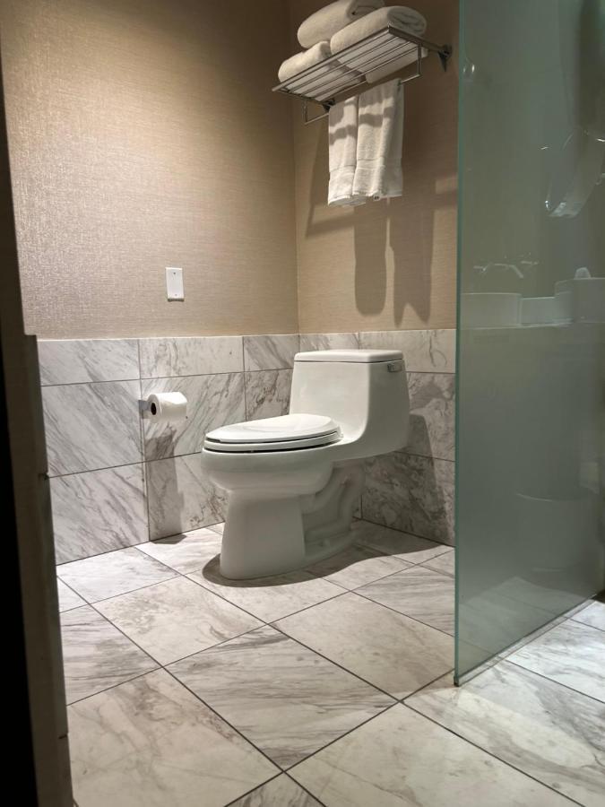 Amazing Luxury 25th Floor Apartment *