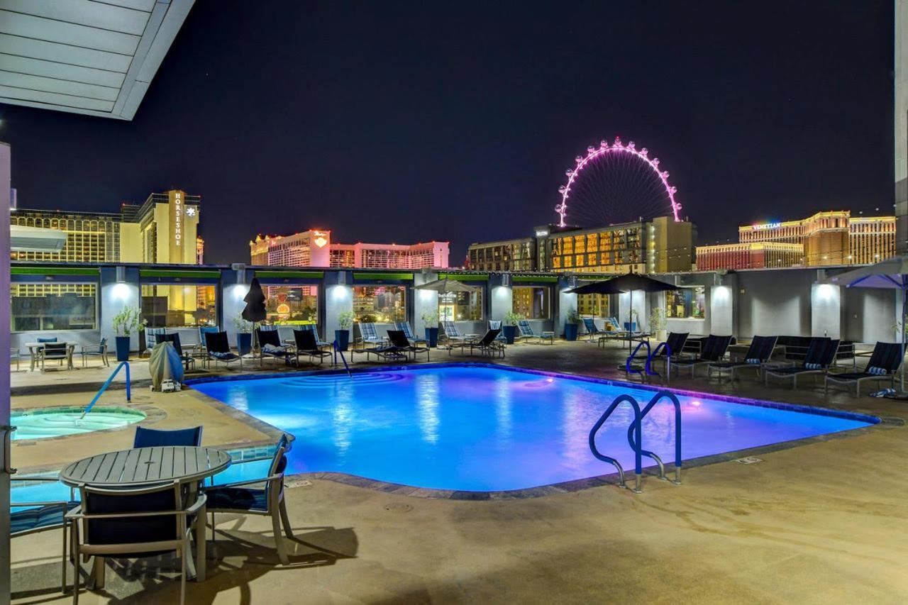 Apartahotel Diligence At The Platinum - No Fees And Free Parking *