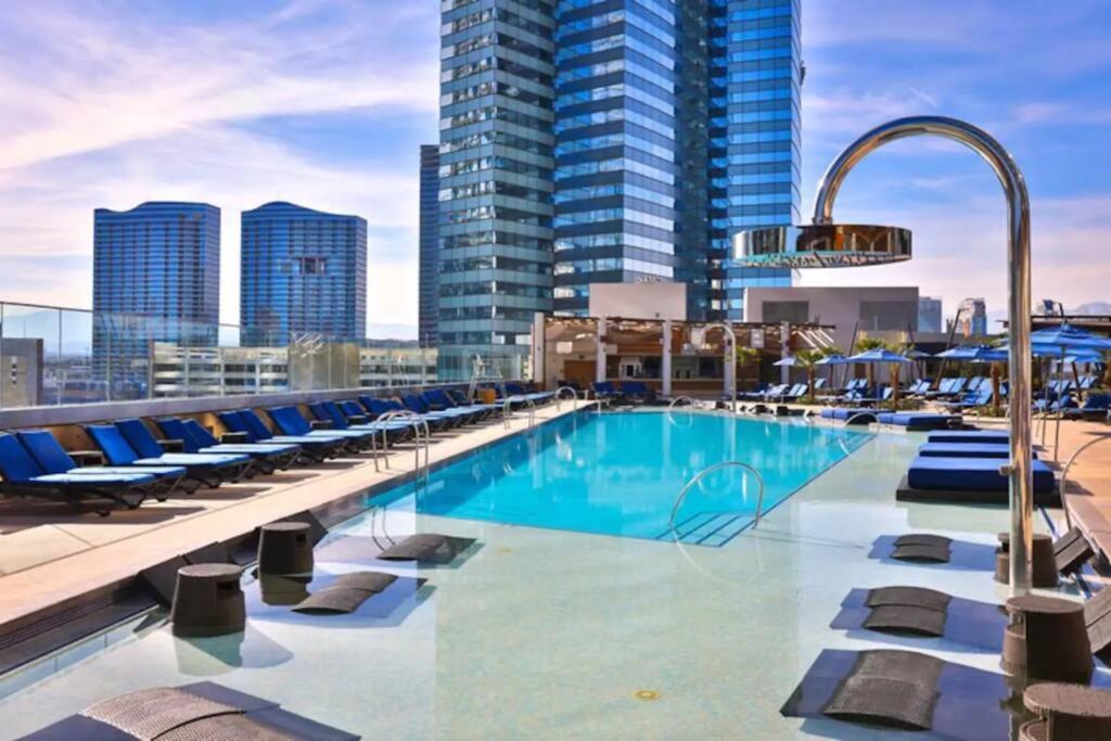 Penthouse On The Strip - 2bd/2ba * Las Vegas
