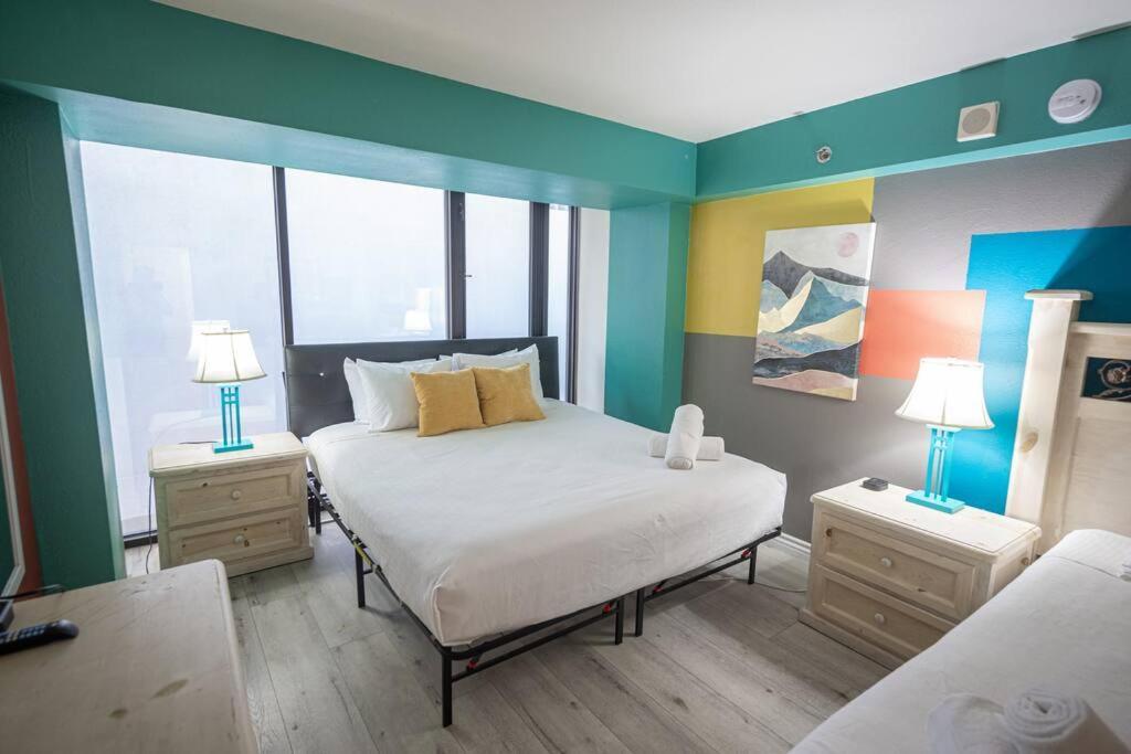 Apartment Penthouse On The Strip - 2bd/2ba
