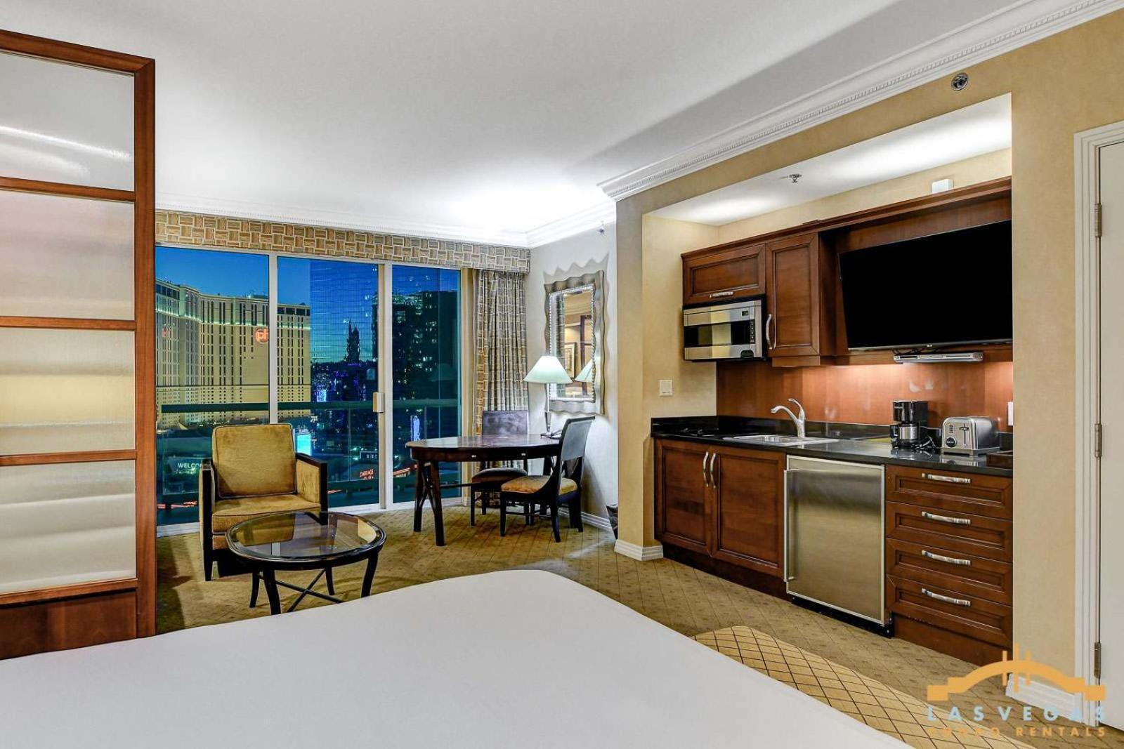 Casa vacanze Mgm Signature-16-605 Strip View Balcony