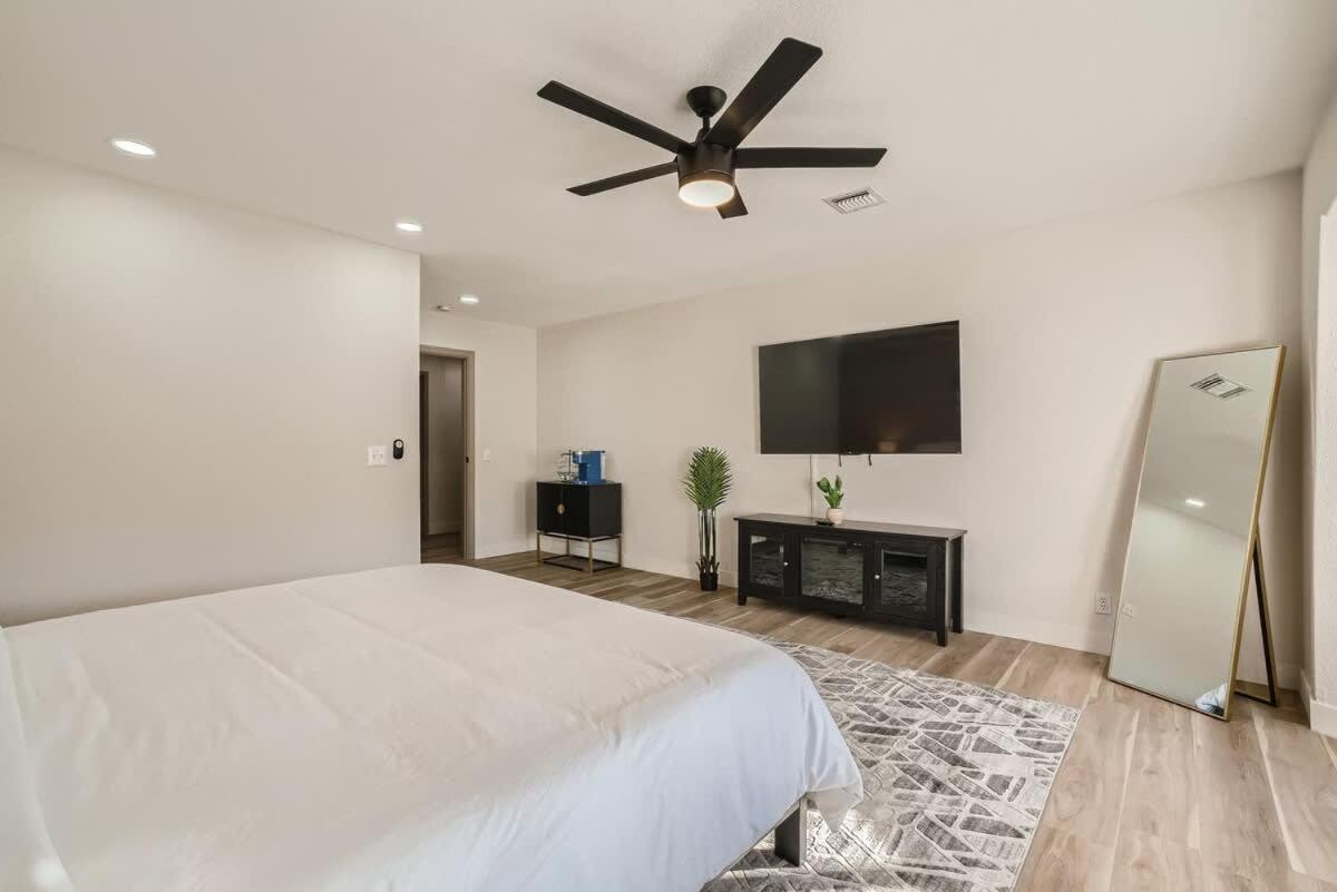 Heated Pool Modern Ranch 10 Min To Strip Ferienhaus Las Vegas