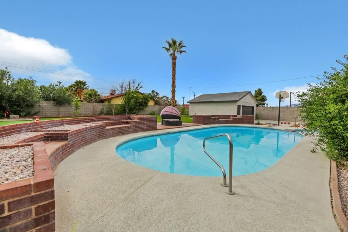 Heated Pool Modern Ranch 10 Min To Strip Ferienhaus