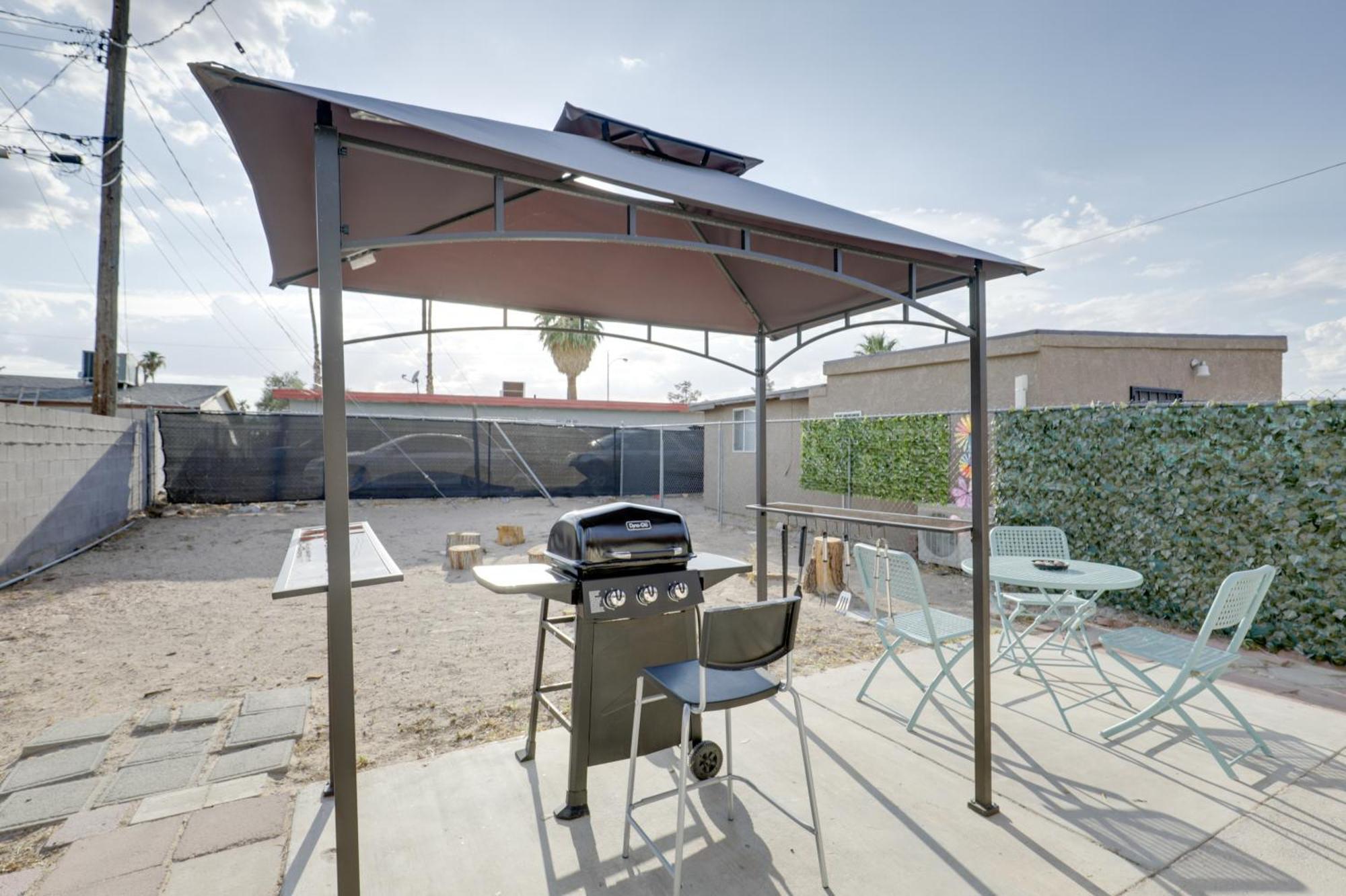 Сasa de vacaciones North Vegas Hideaway With Grill Less Than 10 Mi To Strip Las Vegas