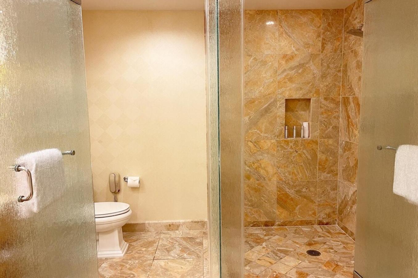 Ferienhaus Five Star Trump No And Cleaning Fees
