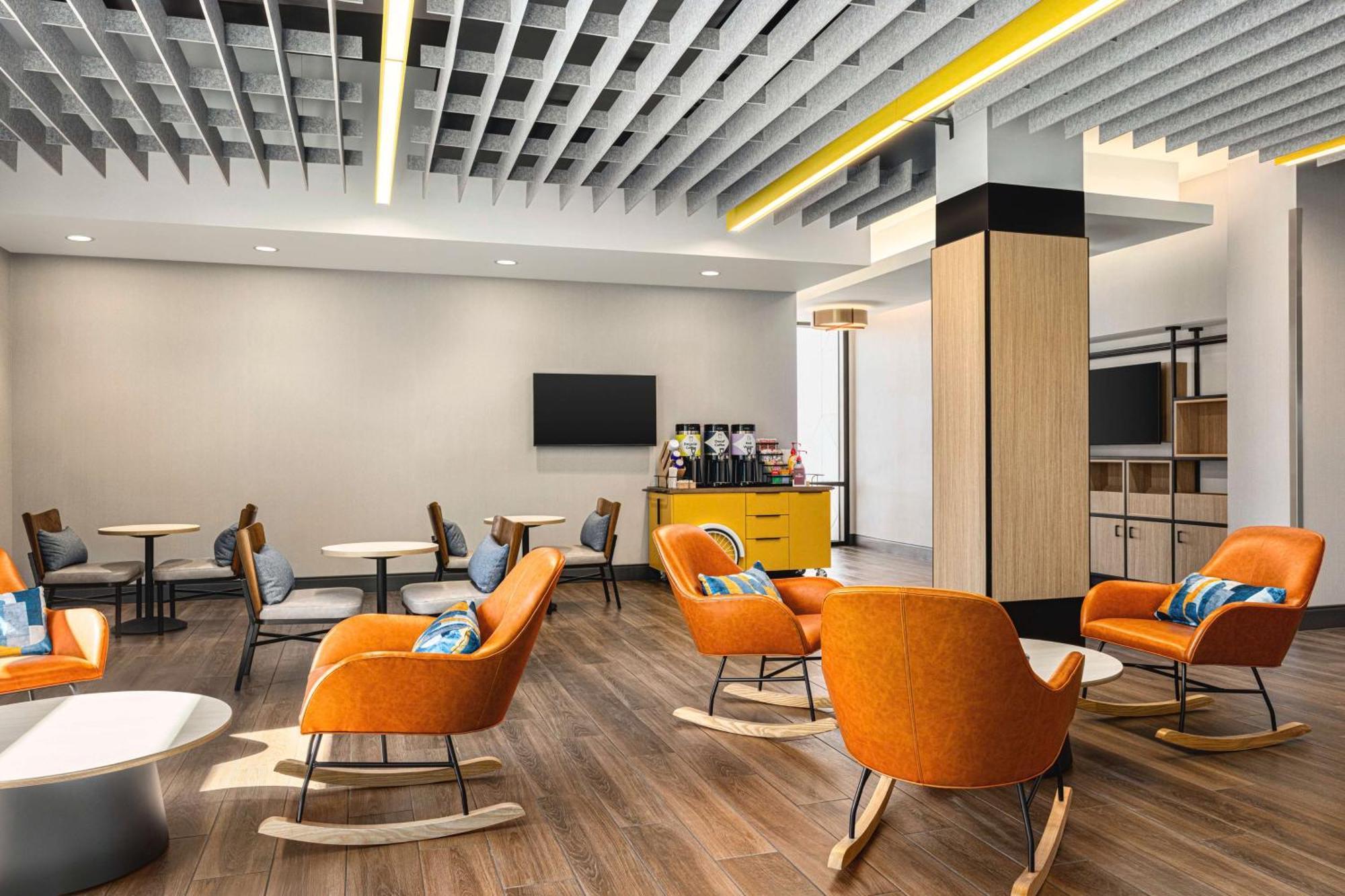 Hotel Spark By Hilton Vegas Airport