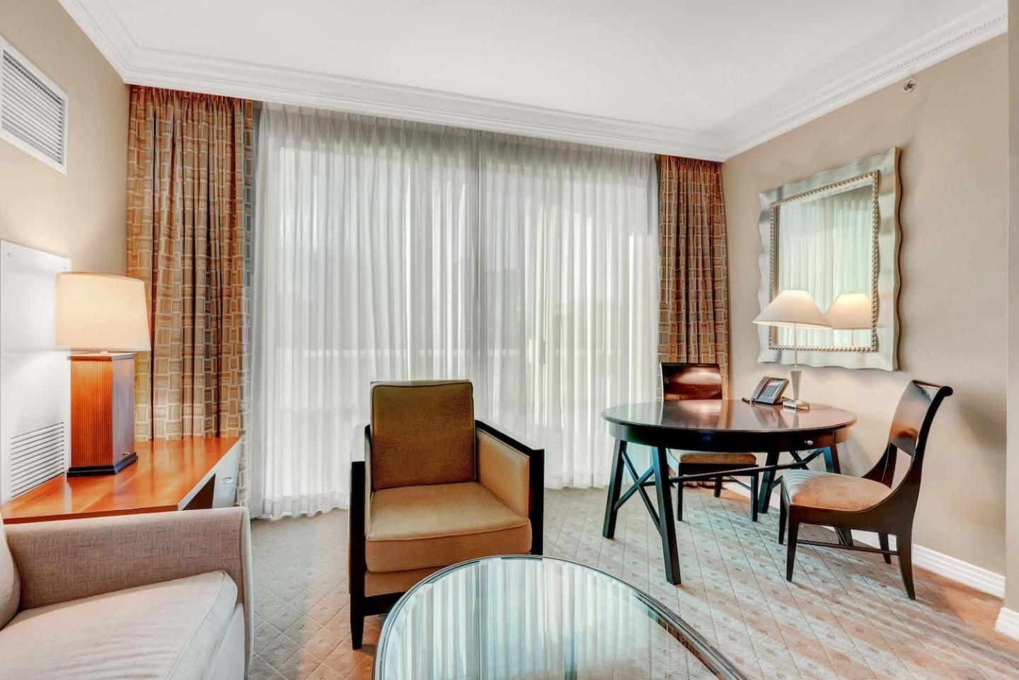 Mgm 1 Bedroom Balcony And Or Luxury * Las Vegas