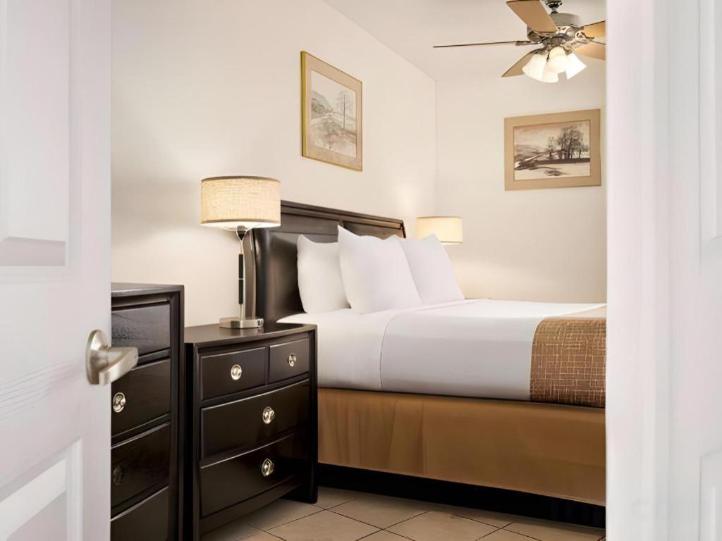 Hotel Travelsuites