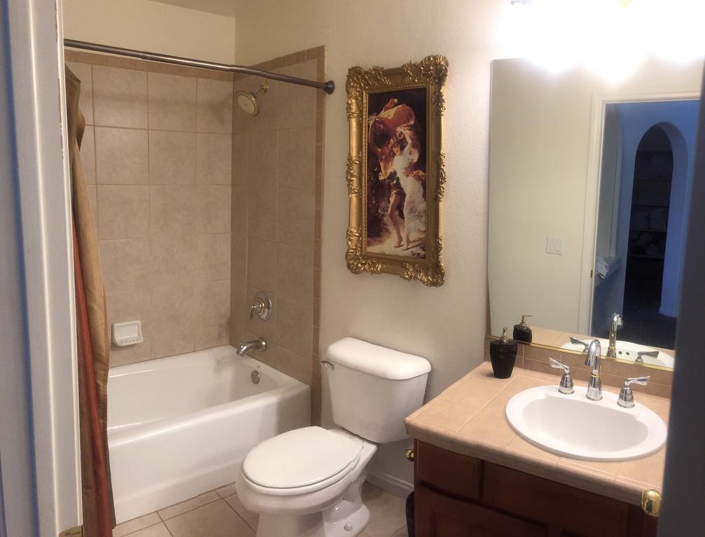 The Paradise Estate And Bungalow Holiday home Las Vegas