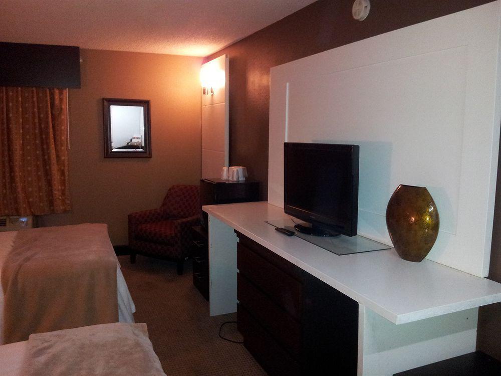Claremont Vegas Hotel Las Vegas