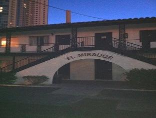 El Mirador Motel 2*