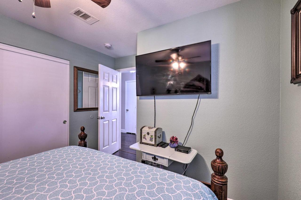 Henderson With Pool And Mountain, Strip Views! Hébergement de vacances Las Vegas