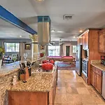 Elegant Home With Pool Table 3 Mi To Vegas Strip!