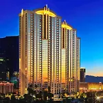 Jet Luxury At The Signature Condo Hotel