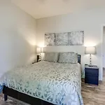 Updated Las Vegas House Patio And Solar Heated Pool