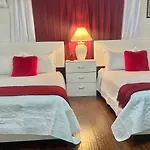 “Beautifull Cozy Studio…With Private Entrance”