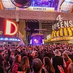 Downtown Las Vegas Beautiful Unit At 4 Queens Casino Fremont