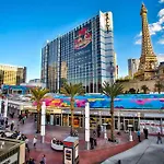 Horseshoe Las Vegas Center Strip, Trademark Collection
