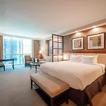 No Resort Fees-Mgm Stripview-Jacuzzi-Formula 1 Track View