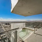 Stripviewsuites Ultimate Luxury Penthouses Full Strip View & Balcony