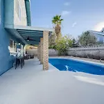 Tropical House With Heated Pool 10 Min To Strip