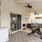 12 Minutes Near Las Vegas Blvd !