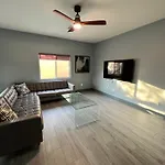 Family Friendly Contemporary House With Pool