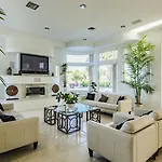 Villa Shangri-La