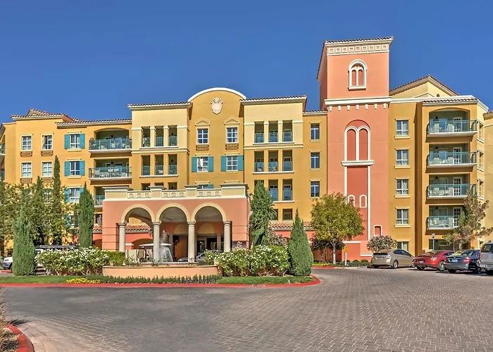 Lake Las Vegas Condo With Balcony, Resort Amenities!
