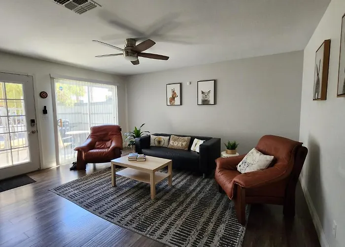L - Fully remodeled&professionally decorated