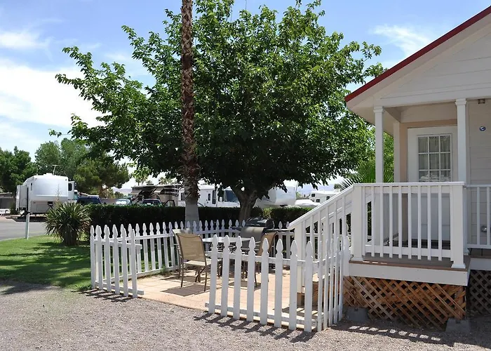 Las Vegas Camping Resort Cabin 2