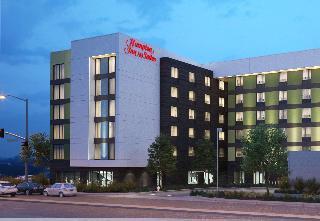 Hampton Inn&suites Vegas Convention Center