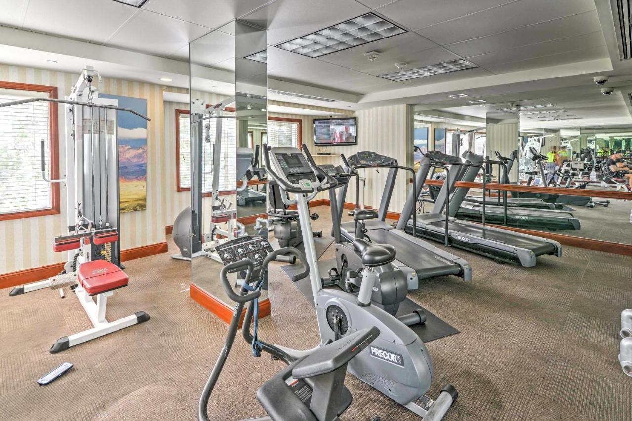 Vegas With Balcony, Amenities! Apartment *