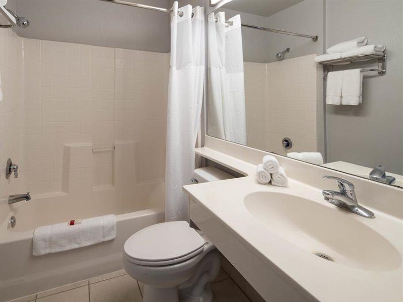 Baymont By Wyndham South Strip Hotel 2*