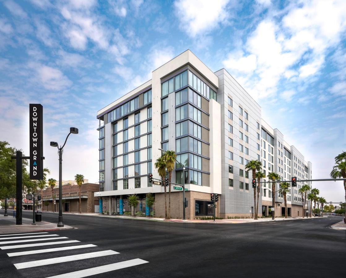 Downtown Grand & Casino Hotel 3*