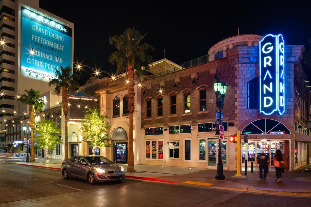 Downtown Grand & Casino Hotel 3*
