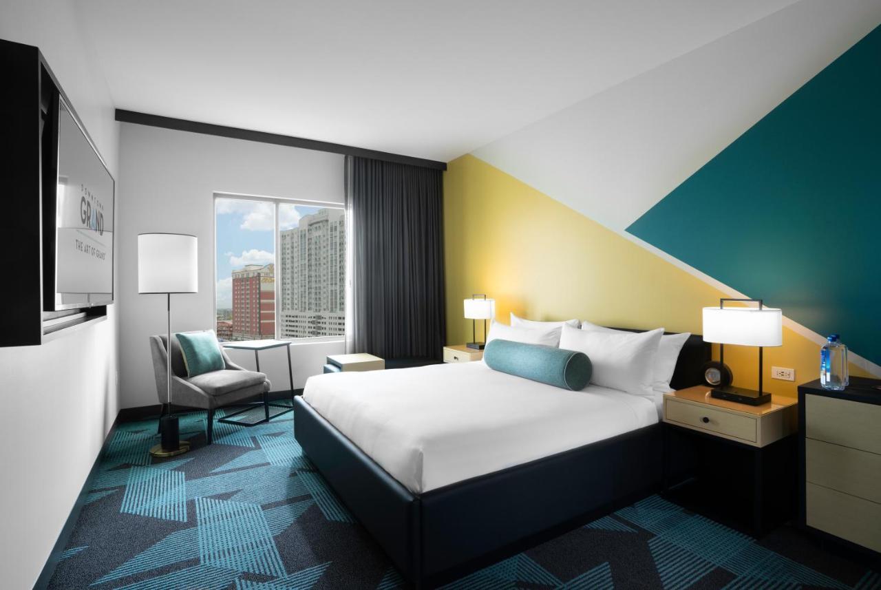 Downtown Grand & Casino Hotel