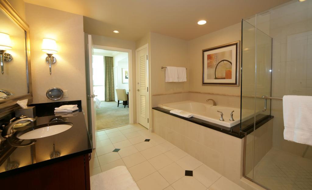 Jet Luxury At The Signature Aparthotel Las Vegas